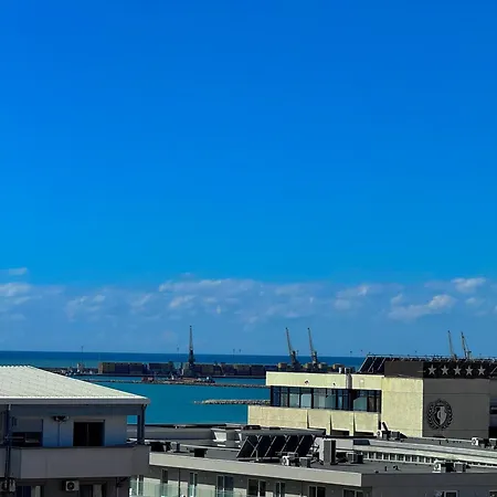 Amar Sea View